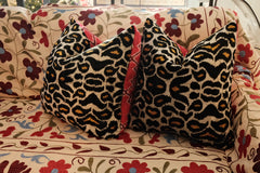 Leopard, Red 20x20 Velvet Double-sided Pillow Set